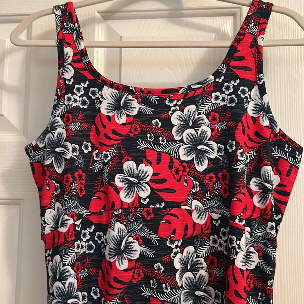 Columbia Freezer Red, White & Navy Blue Floral Dress